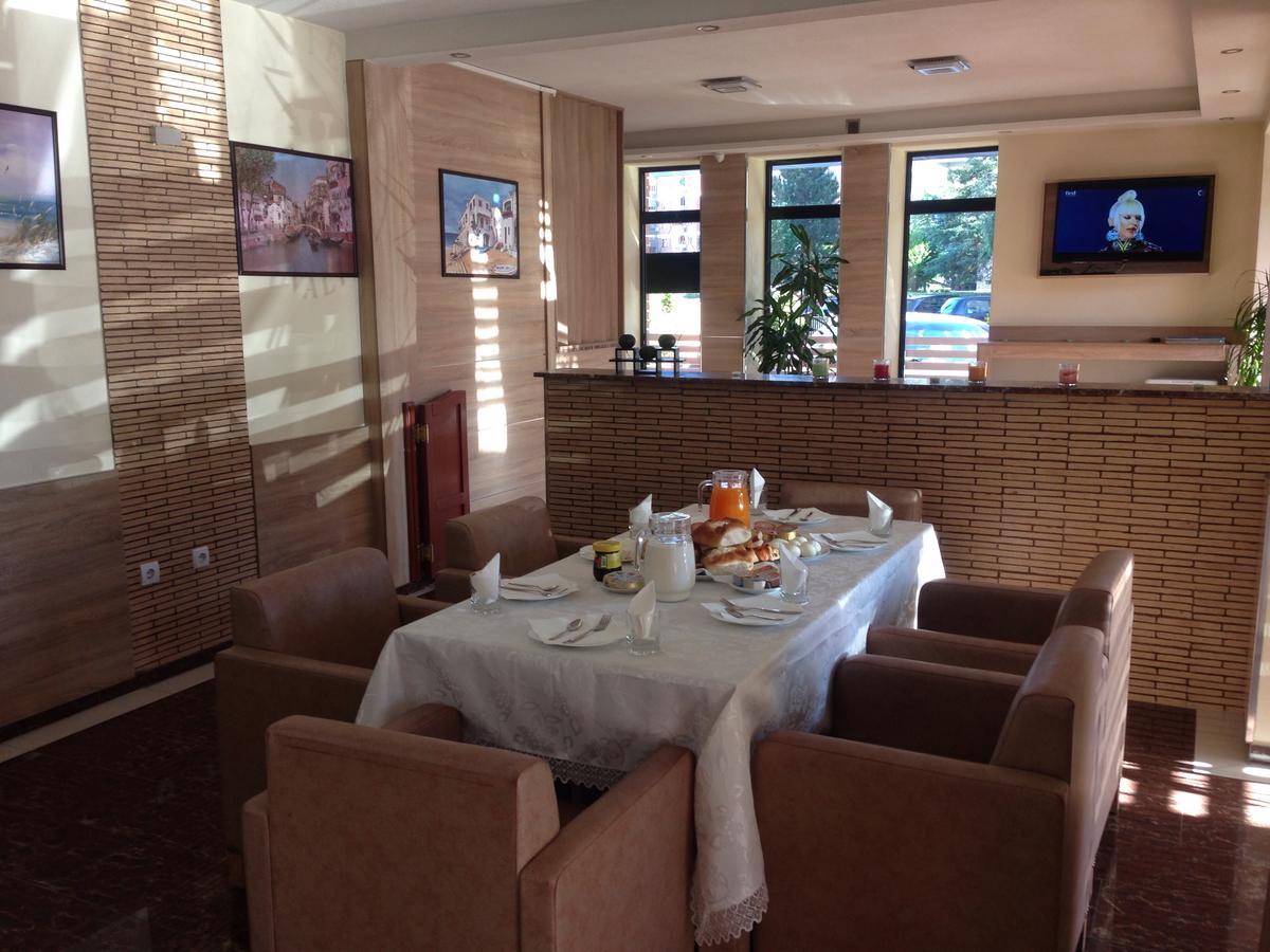 Hotel Millenium2 Prizren Exterior foto